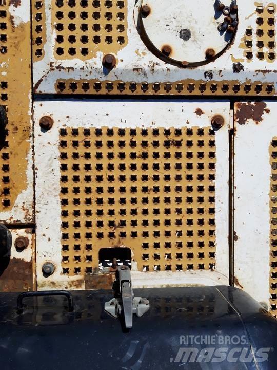 CAT 325LN Cabine e interni