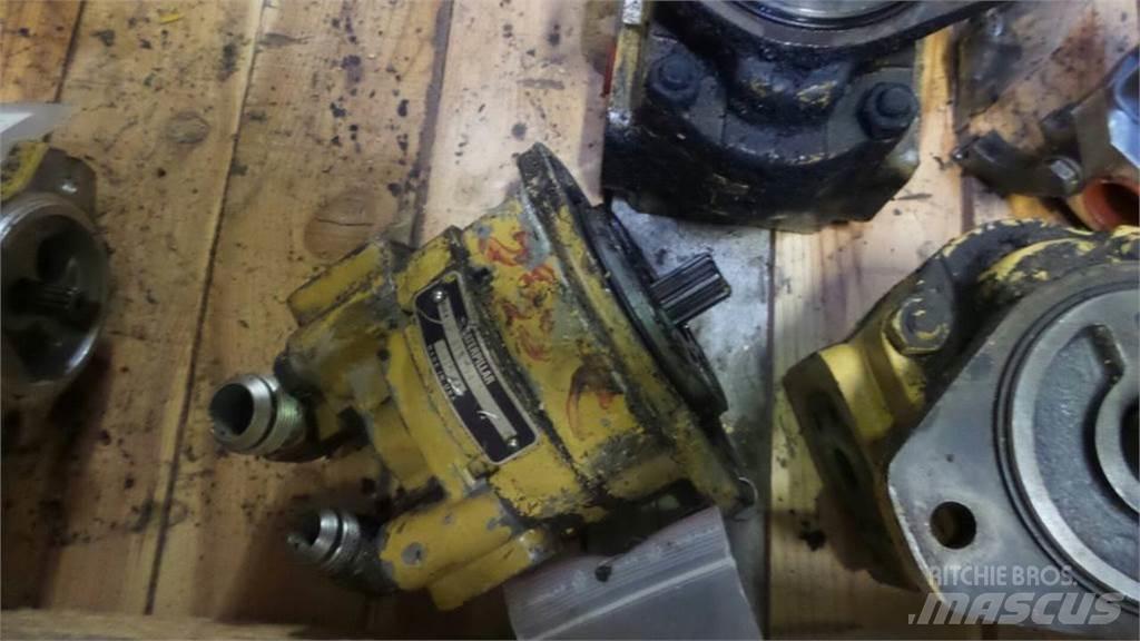 CAT 330B Componenti idrauliche