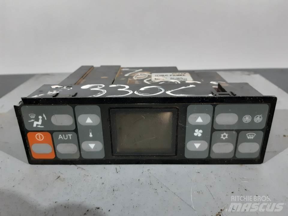 CAT 330C Cabine e interni