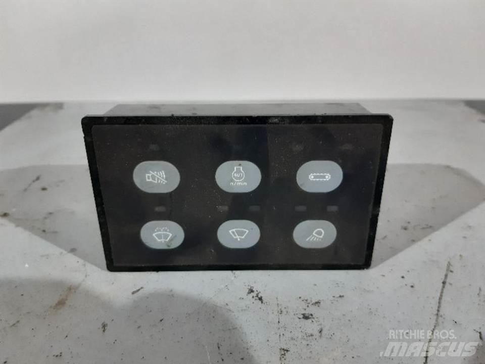 CAT 330C Cabine e interni