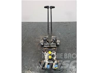 CAT 336DL Cabine e interni