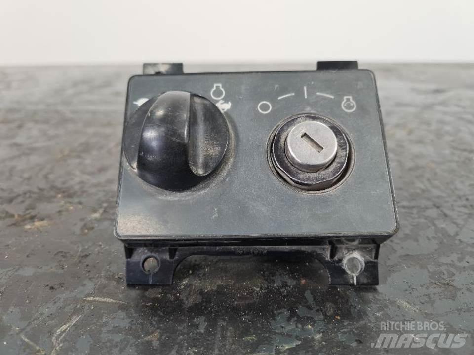 CAT 336DL Cabine e interni