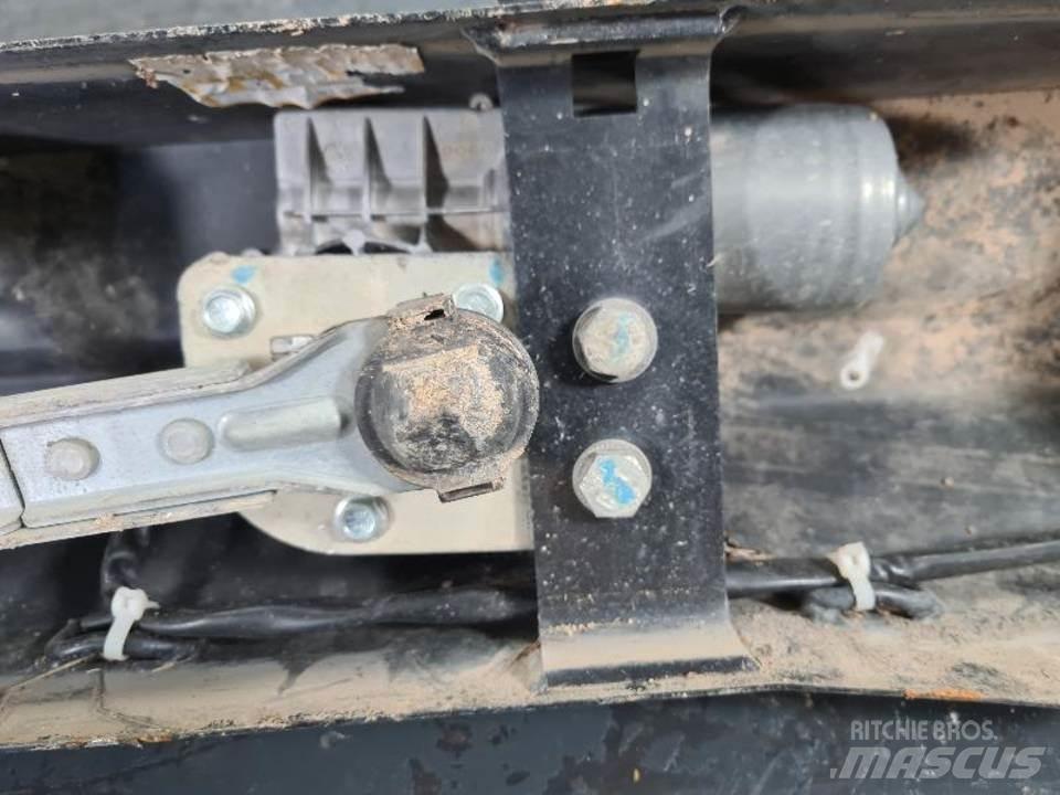 CAT 336DL Cabine e interni