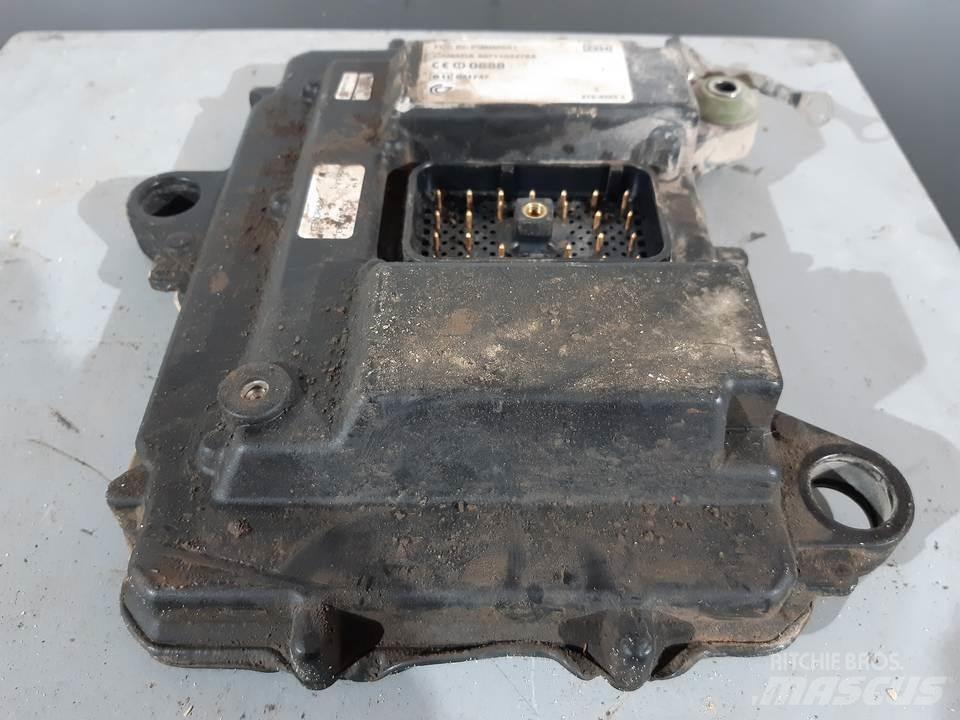 CAT 345C Cabine e interni