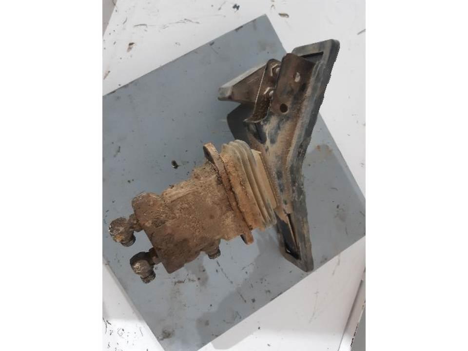 CAT 350 Cabine e interni