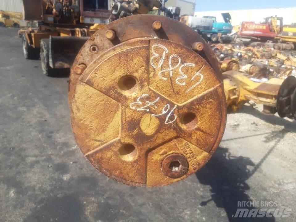 CAT 438B Trasmissione