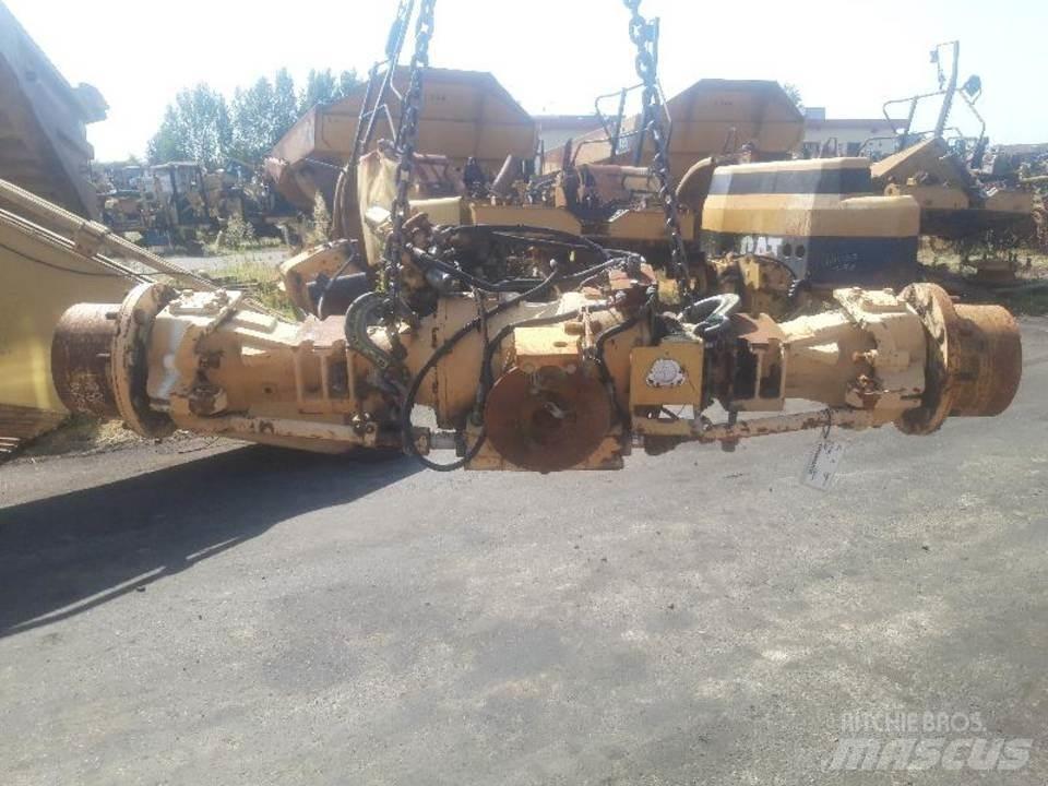 CAT 438B Trasmissione