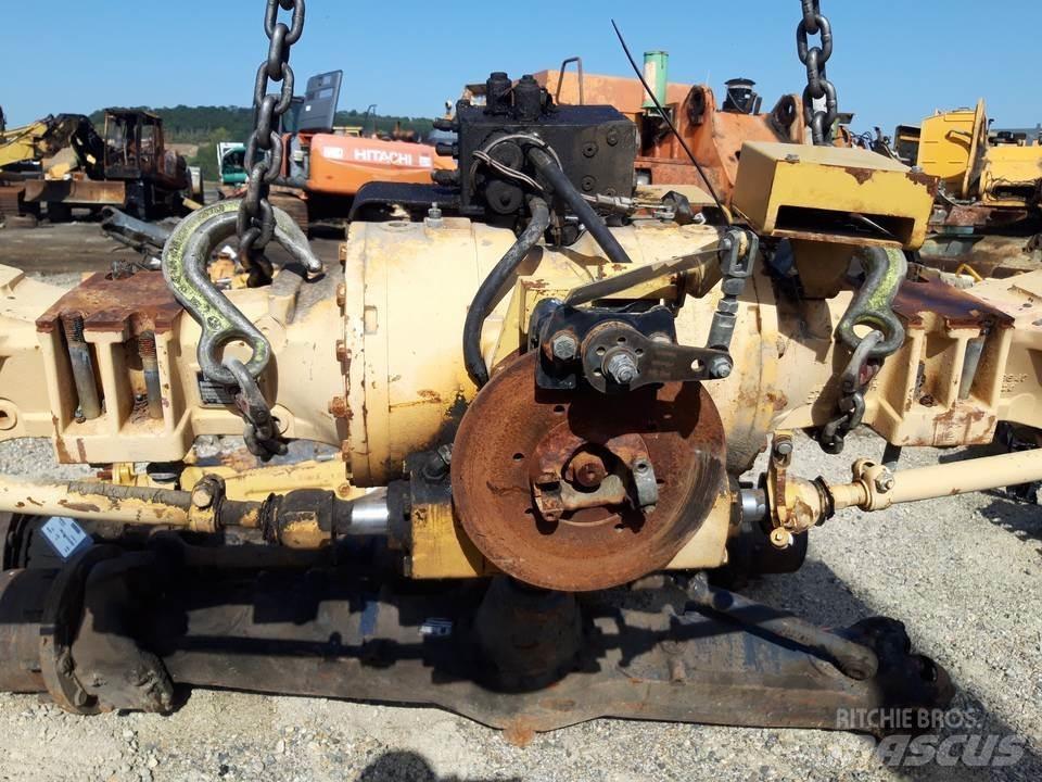 CAT 438B Trasmissione