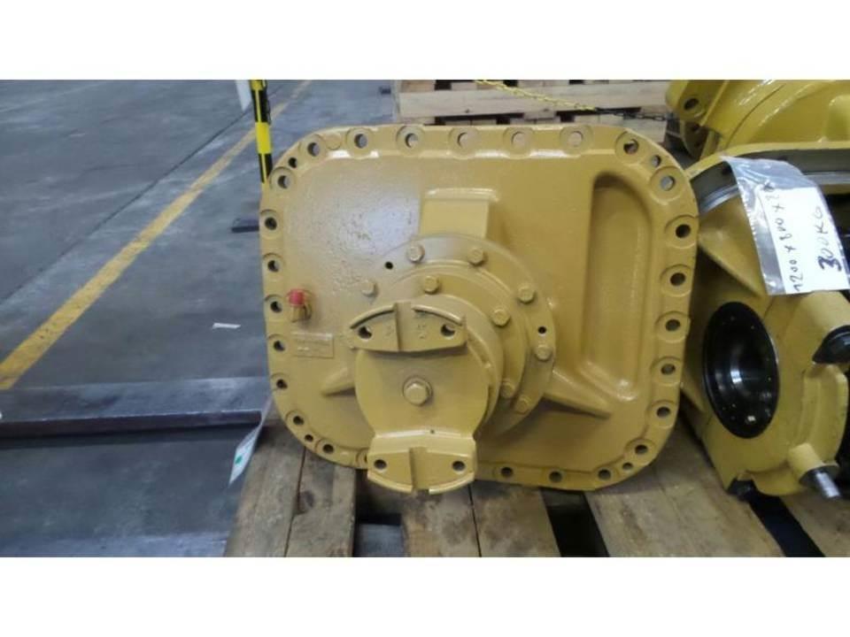 CAT 740 Trasmissione