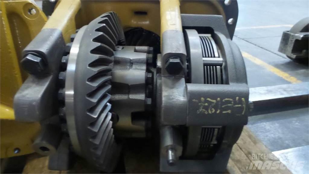 CAT 740 Trasmissione