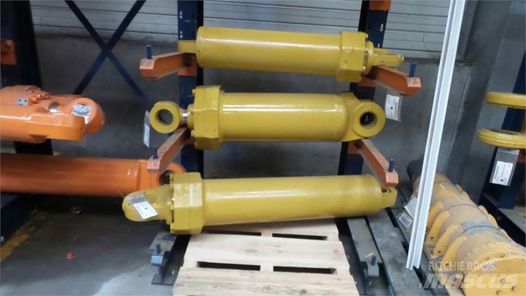 CAT 773B Componenti idrauliche