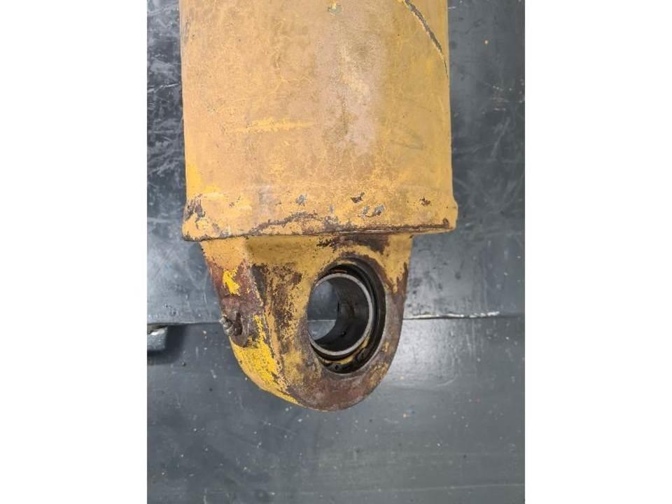 CAT 775B Componenti idrauliche