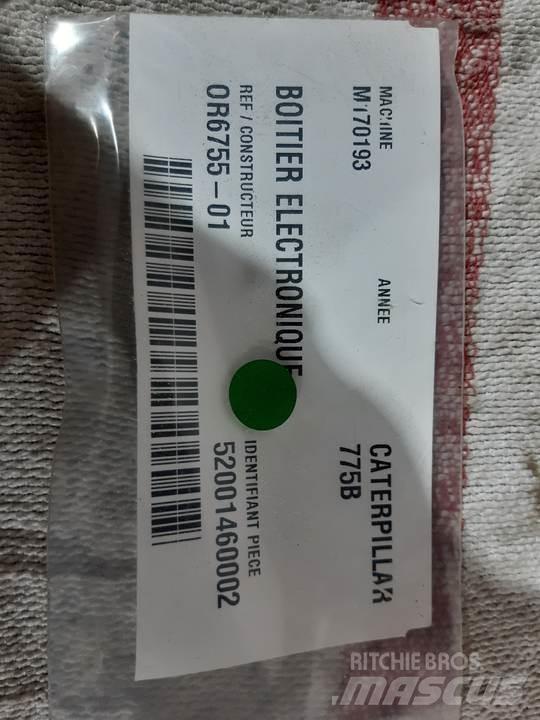 CAT 775B Cabine e interni