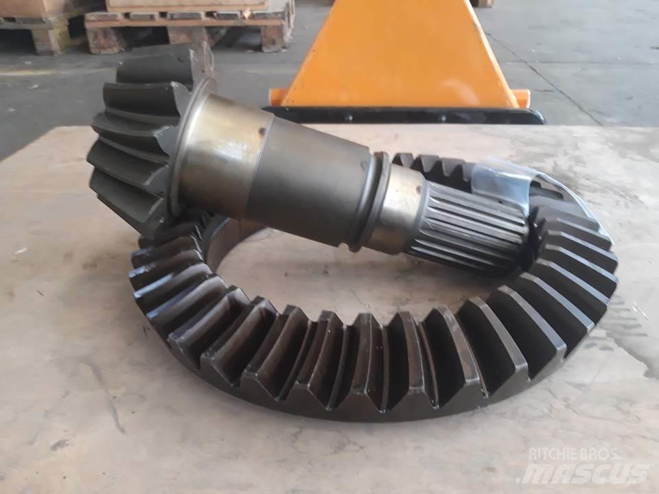 CAT 824B Trasmissione