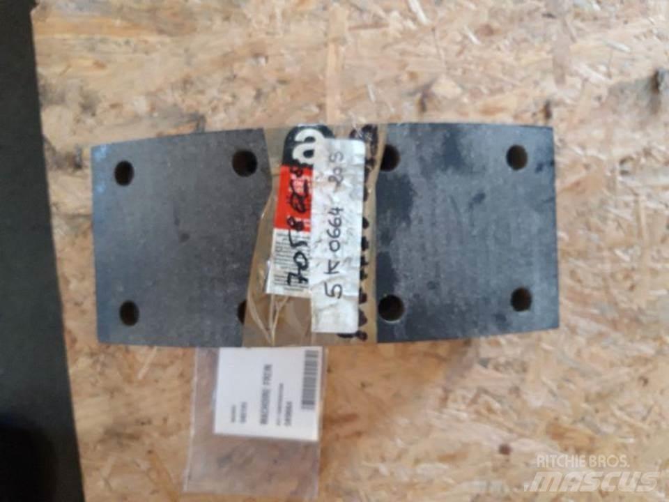 CAT 966C Catene, cingoli e sottocarro