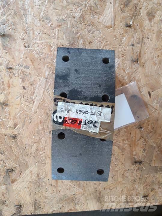 CAT 966C Catene, cingoli e sottocarro
