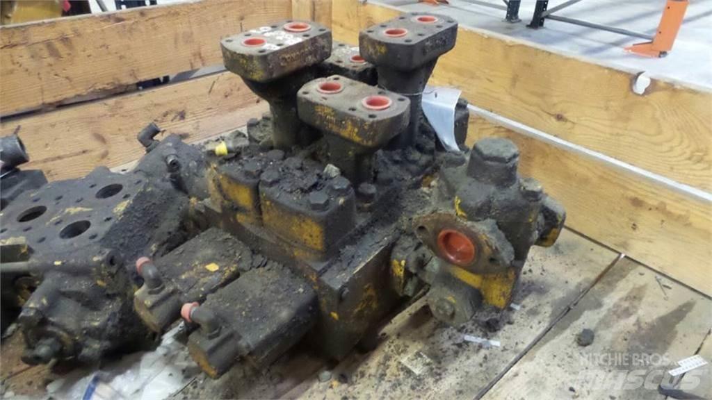CAT 988B Componenti idrauliche