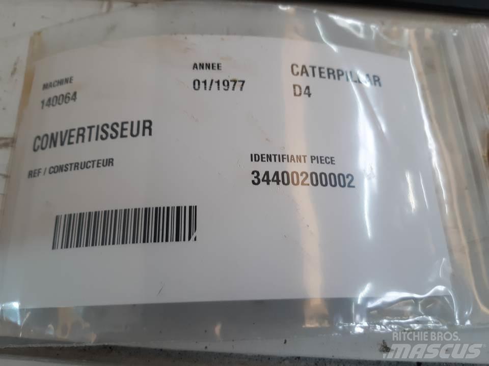 CAT D4 Trasmissione