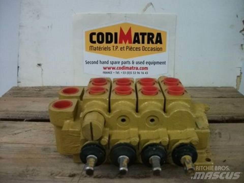 CAT D4H Componenti idrauliche