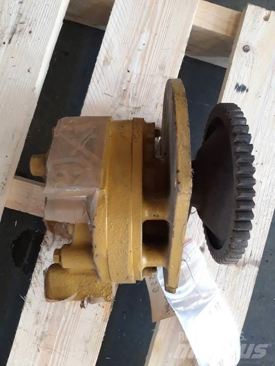 CAT D7E Componenti idrauliche