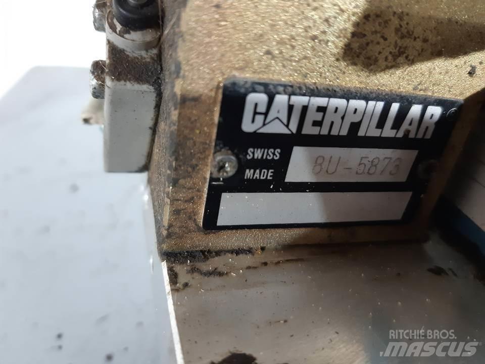 CAT M318 Cabine e interni