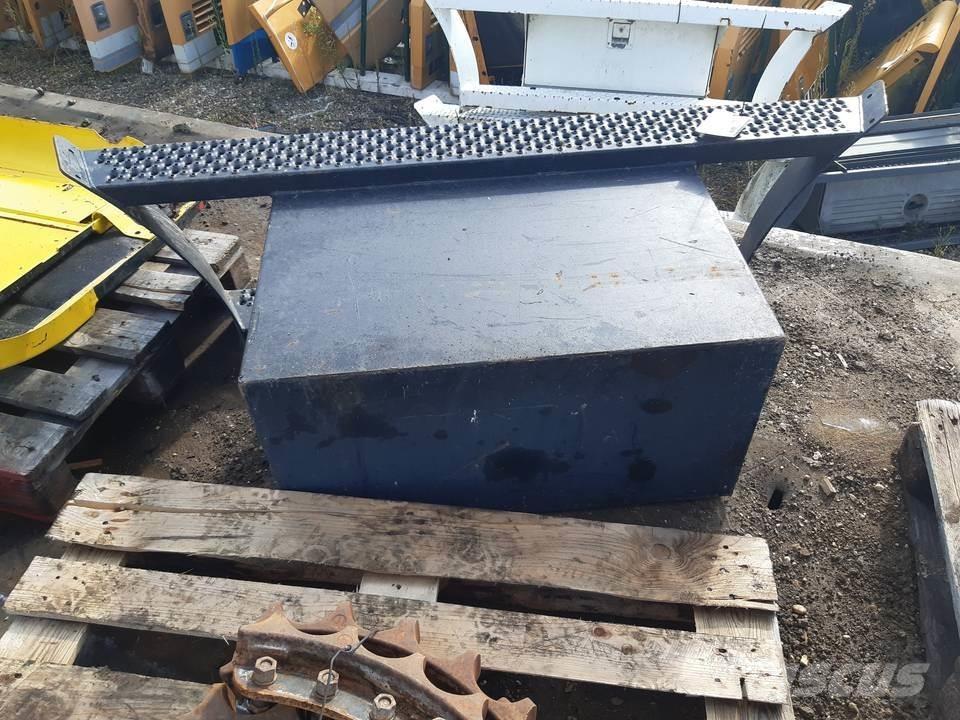 CAT M318C Cabine e interni
