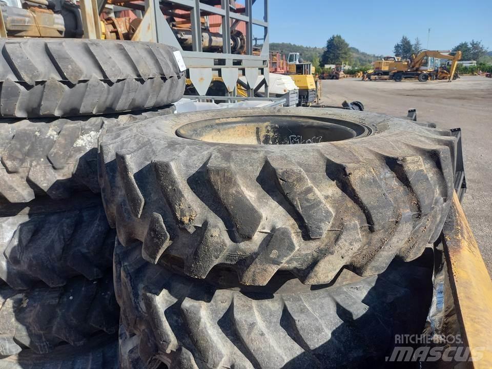 CAT M320F Catene, cingoli e sottocarro
