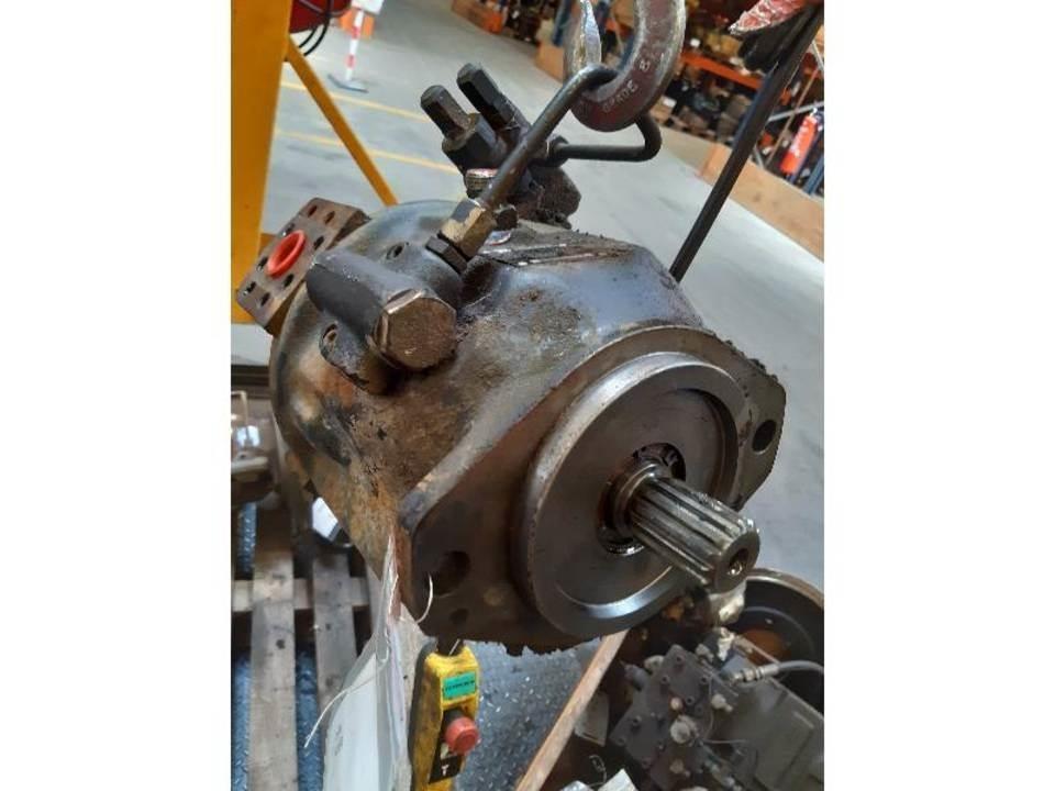 JCB 436B Componenti idrauliche