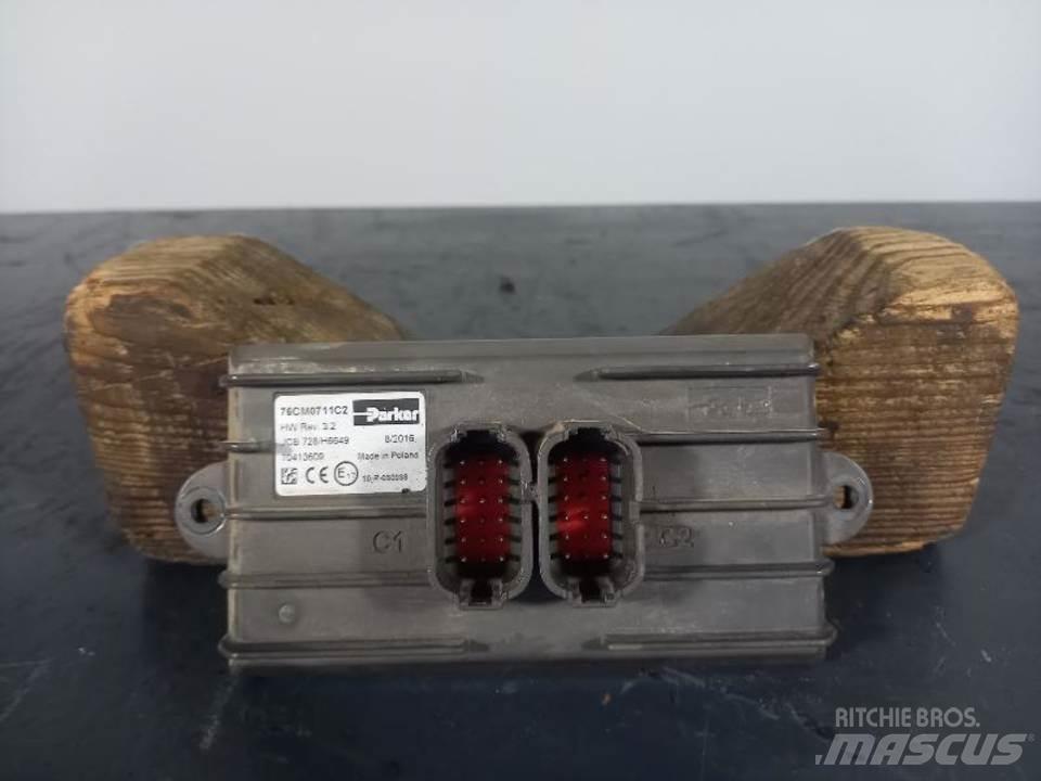 JCB 51R-1 Cabine e interni