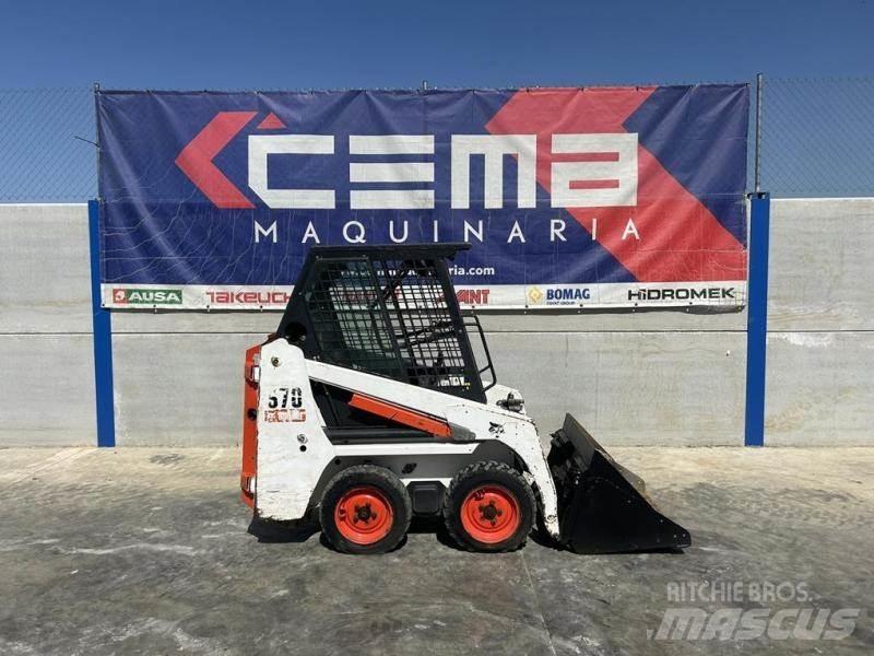 Bobcat S70 Mini pale