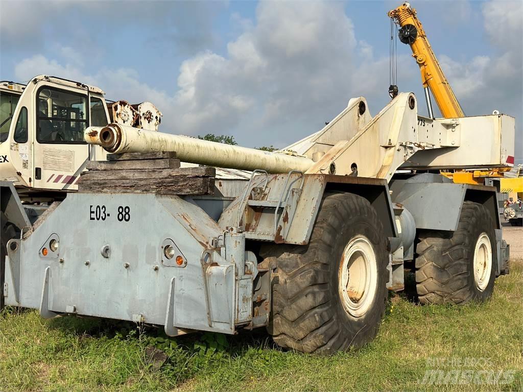 Terex RT 775 Gru per terreni difficili