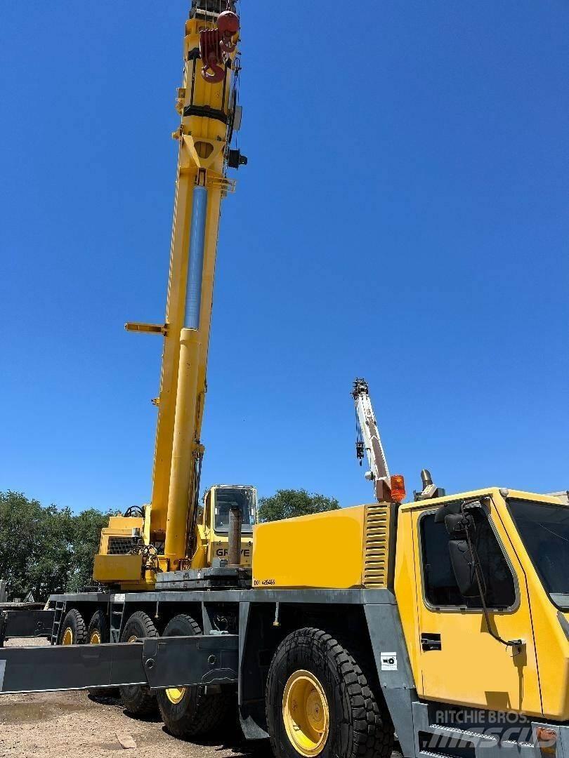 Grove GMK 5210 Gru per tutti i terreni