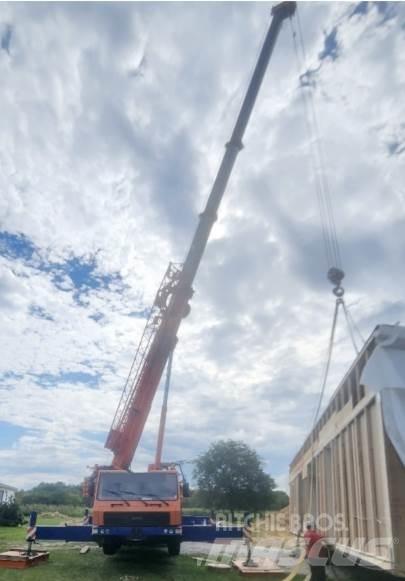 Grove GMK4075 Gru per tutti i terreni