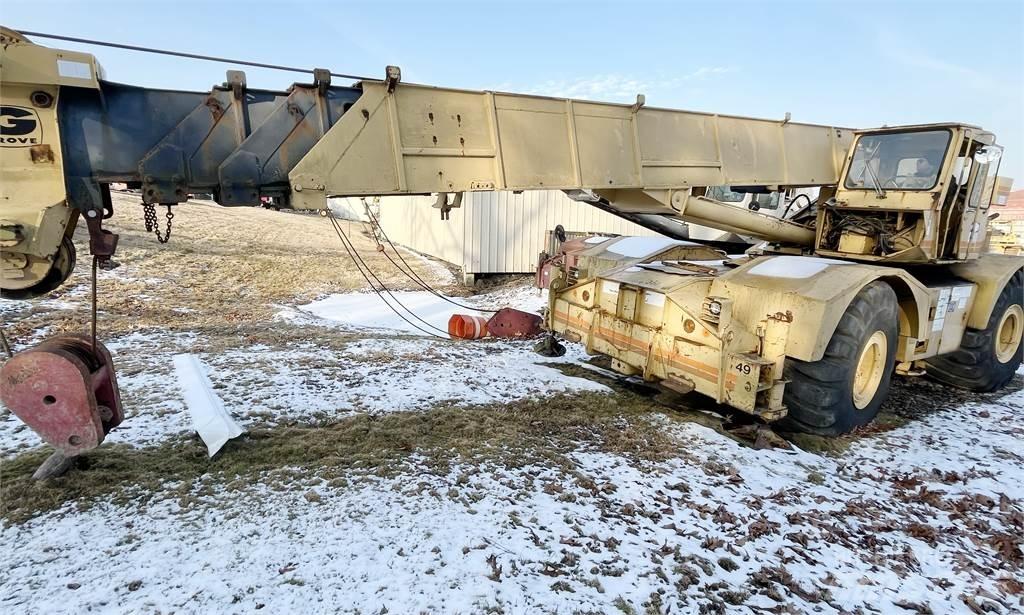 Grove RT65S Gru per terreni difficili