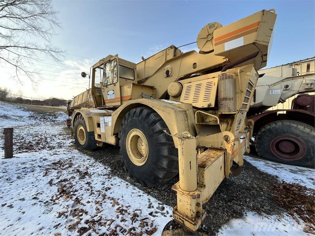 Grove RT65S Gru per terreni difficili