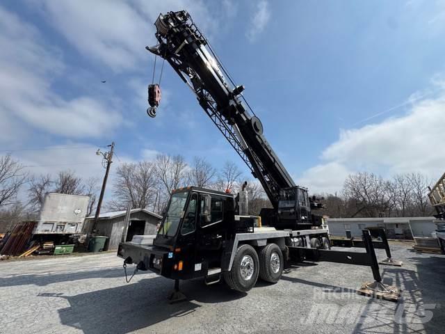 Grove TMS900E Gru per tutti i terreni