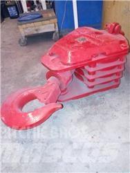 Lorain MCH 230E Gru per tutti i terreni