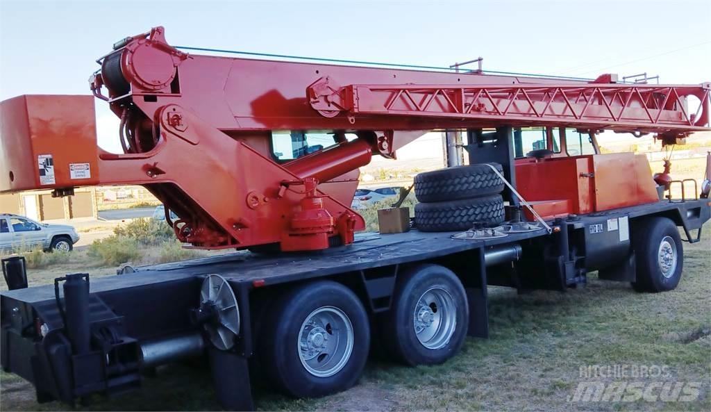 Lorain MCH 230E Gru per tutti i terreni
