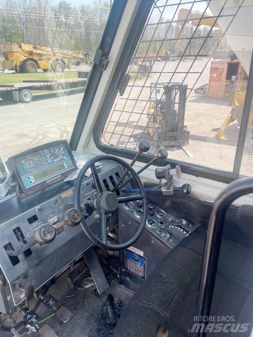 Terex RT 335 Gru per terreni difficili