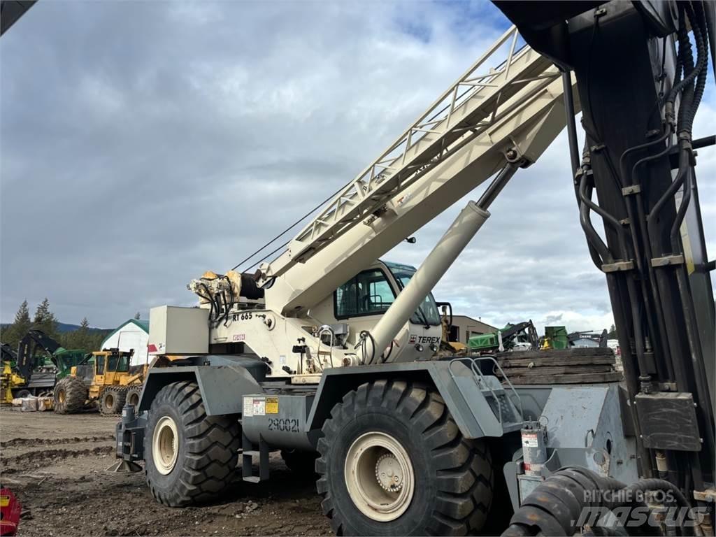 Terex RT 665 Gru per terreni difficili
