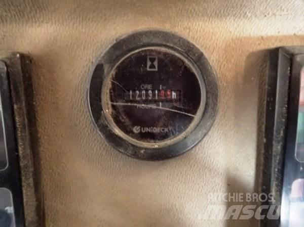 Ahlmann AS 85/90 Pale gommate