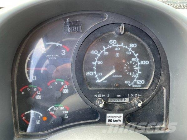 Avia D90 (4x2, Cummins) Camion con gancio di sollevamento