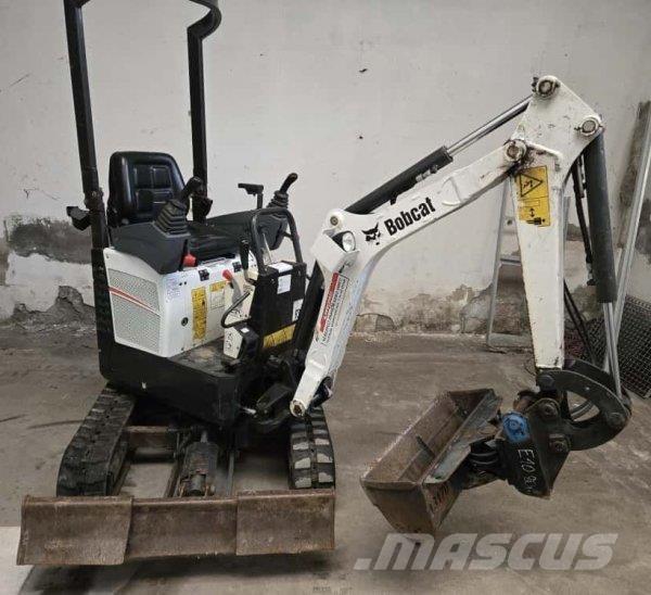Bobcat E10 Z Miniescavatori