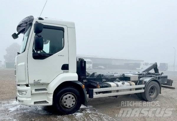 DAF LF 260 FA +(CZ) CTS Camion con gancio di sollevamento