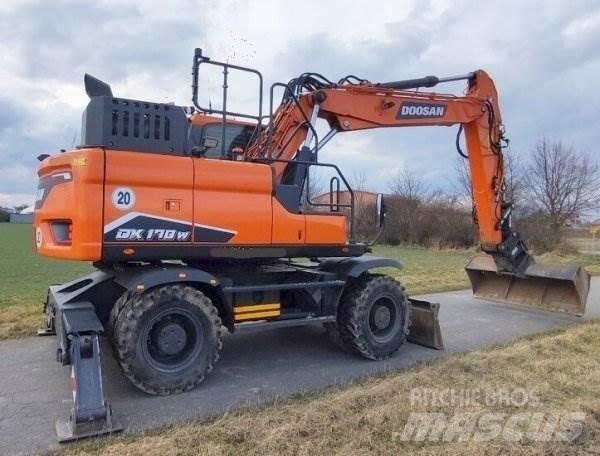 Doosan DX 170 W-7 Escavatori gommati