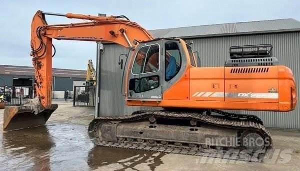 Doosan DX 255 LC Escavatori cingolati