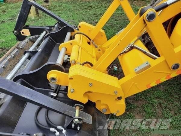 JCB 4CX +Piling Master Terne