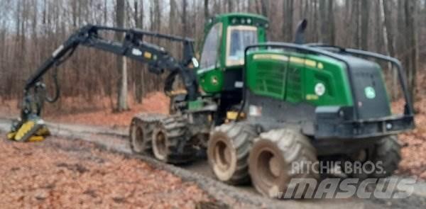 John Deere 1270 G 8W Abbattitrici cingolate e macchine forestali