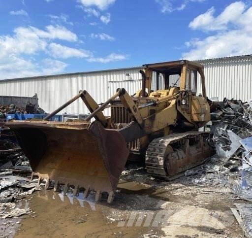 Komatsu D75 S5 Pale cingolate