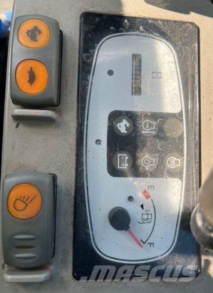 Komatsu PC 16 R-3HS Miniescavatori